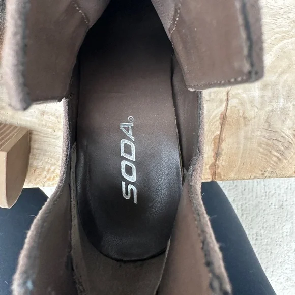 Soda Taupe Suede Ankle Boots Block Heel Side Slit Booties | Size 9 - Picture 8 of 8